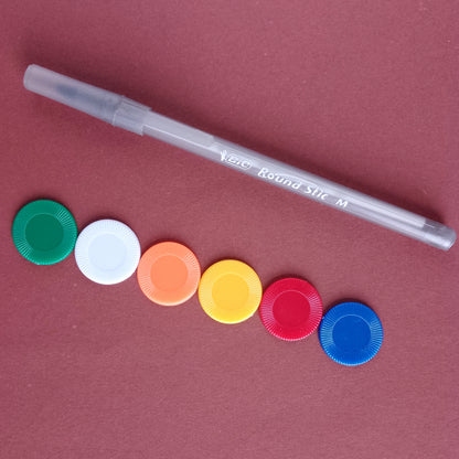 Set of 6 plastic round counters