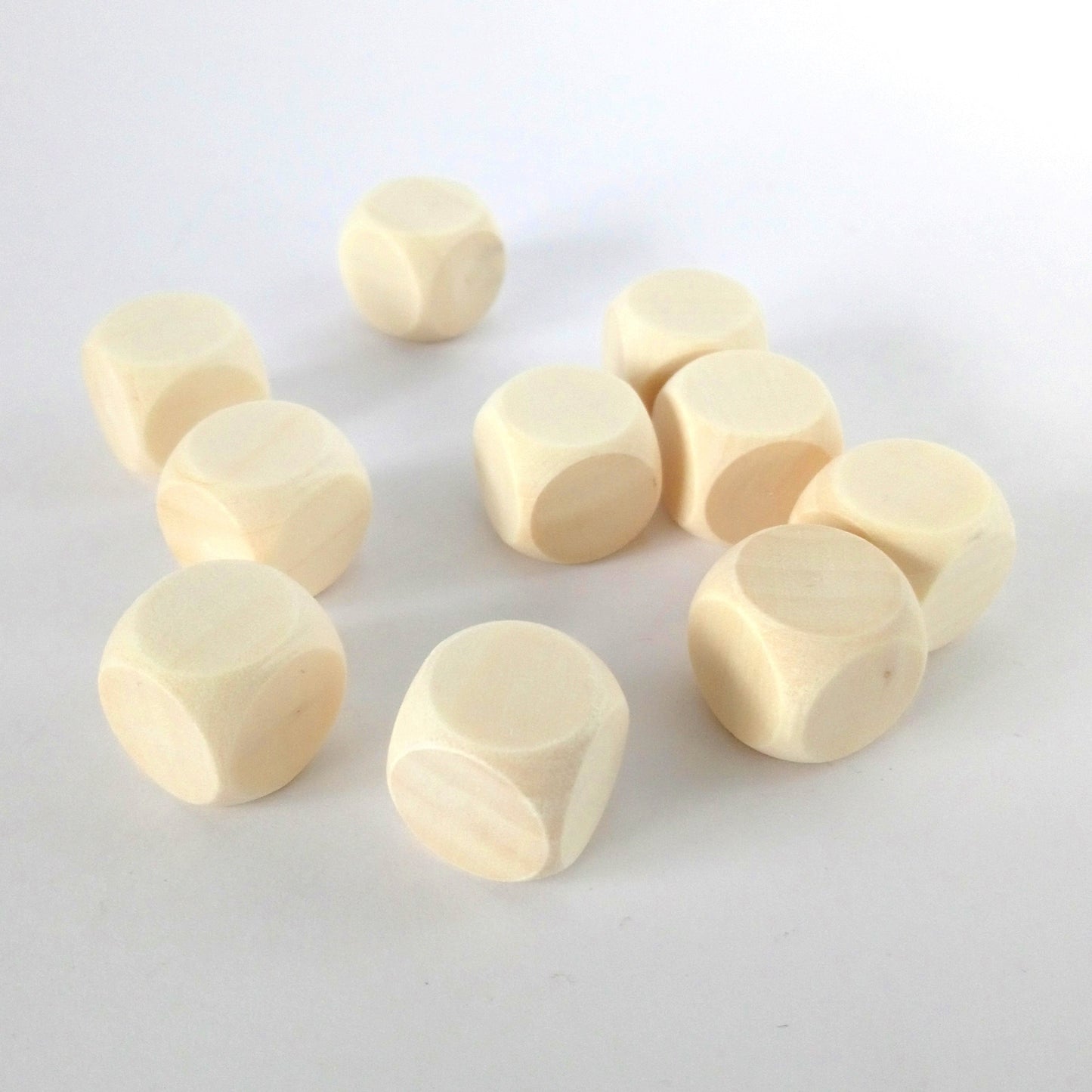 10 Wooden D6 Blank Dice (16mm) Components for TTRPGS and Board Games