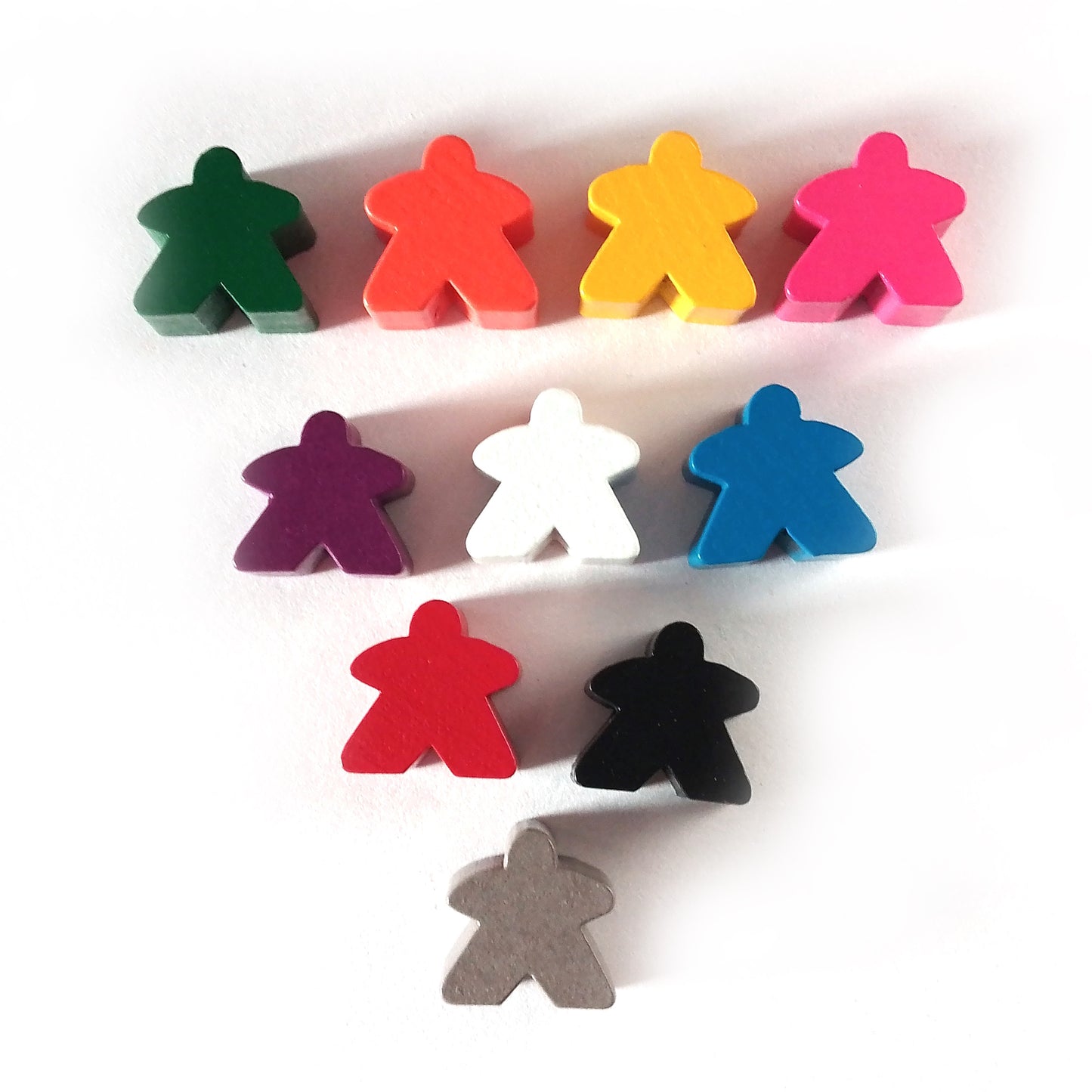 Set of 10 wooden 15mm meeples for board games