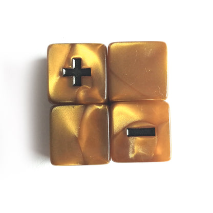Mountainheart Fate Dice - Pearl Gold with Black Symbols